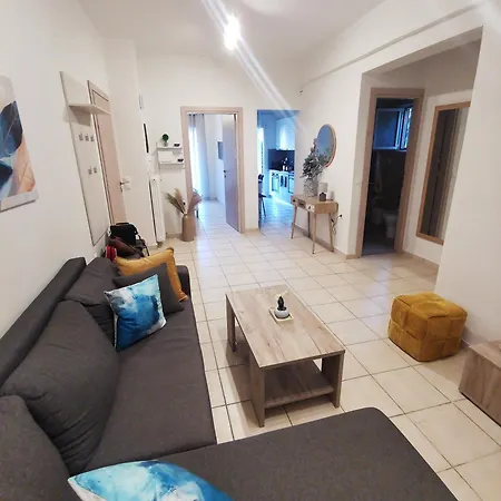 Bloom In The City- Cozy With Private Garden Corfu (city)