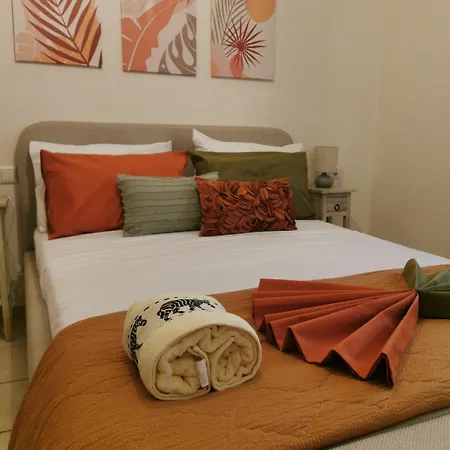 Bloom In The City- Cozy With Private Garden * Corfu (city)