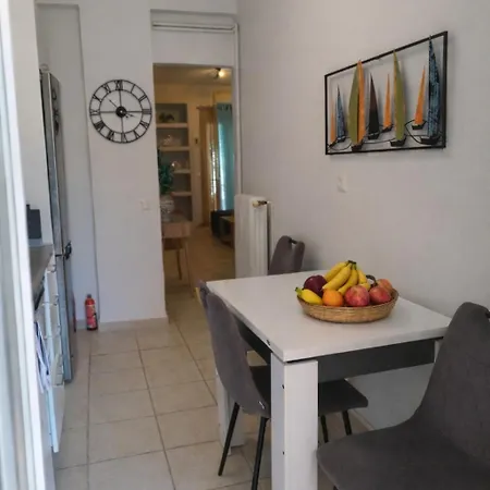 Bloom In The City- Cozy With Private Garden * Corfu (city)