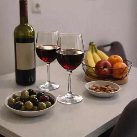 Apartamento Bloom In The City- Cozy With Private Garden Corfu (city)