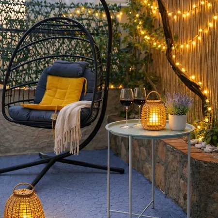 Bloom In The City- Cozy With Private Garden Apartamento Corfu (city)
