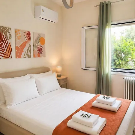 Bloom In The City- Cozy With Private Garden * Korfu
